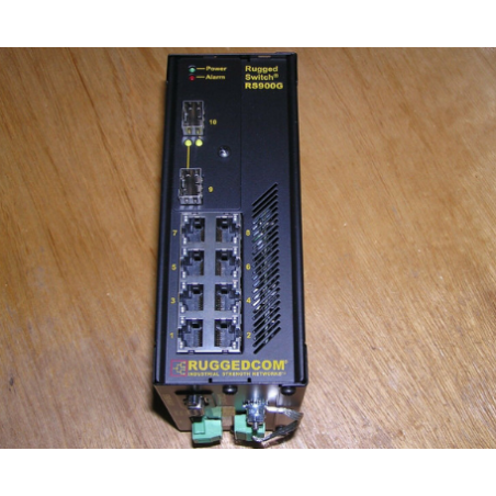 Ruggedcom RS900G Switch Usado